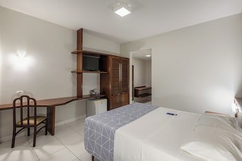 Bristol Exceler Plaza Hotel