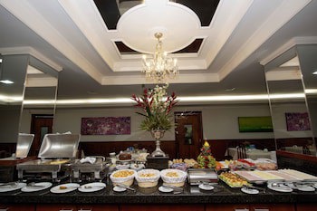 Bristol Exceler Plaza Hotel