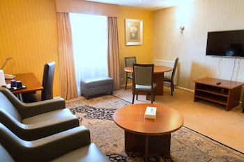 Apollo Hotel