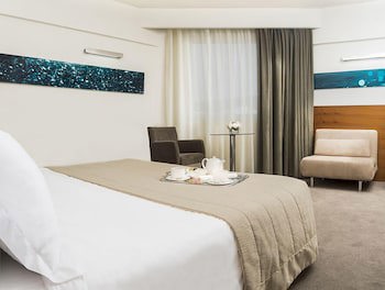 Lucy Hotel