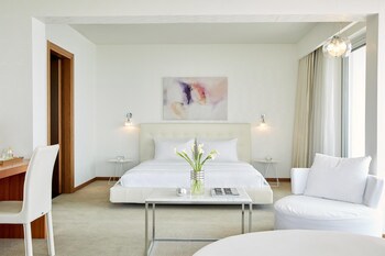 Lucy Hotel galeri fotoğrafı