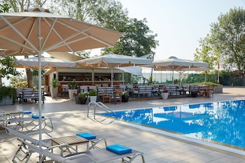 Lucy Hotel