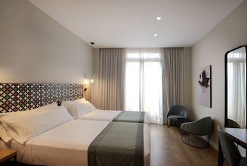 Catalonia Excelsior Hotel