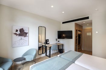 Catalonia Excelsior Hotel