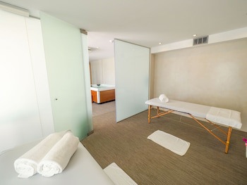 Hotel Royal Plaza