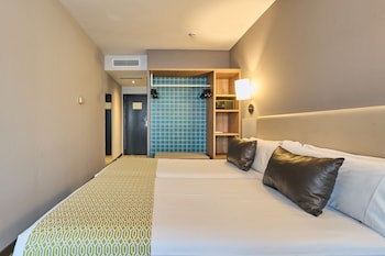 Catalonia Gran Hotel Verdi
