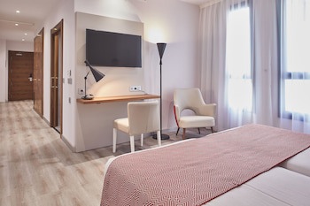 Hotel Silken Rona Dalba
