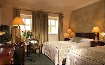 Castle Hotel Macroom