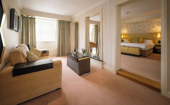 Castle Hotel Macroom