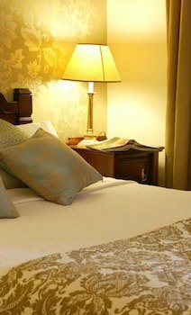 Castle Hotel Macroom