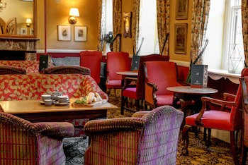 The Bull Hotel, Sure Hotel Collection By Best Western