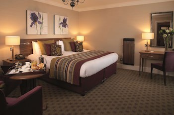 The Bull Hotel, Sure Hotel Collection By Best Western