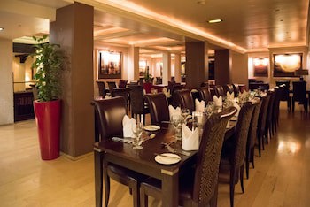 The Bull Hotel, Sure Hotel Collection By Best Western
