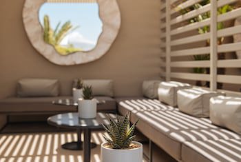 Divani Apollon Palace & Thalasso