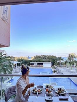 Divani Apollon Palace & Thalasso