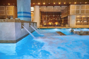 Divani Apollon Palace & Thalasso