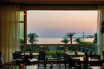 Divani Apollon Palace & Thalasso