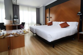Hotel Silken Juan De Austria