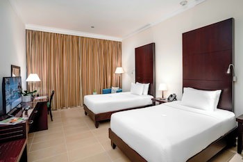 Metropolitan Al Mafraq Hotel fotoğrafı