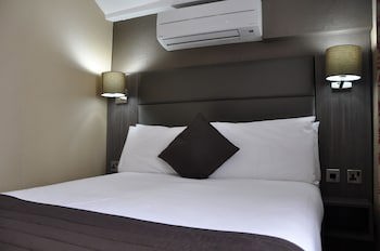 Brunel Hotel