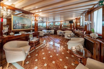 Colombina Hotel fotoğrafı