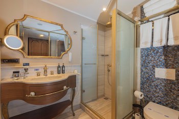 Romance Istanbul Hotel