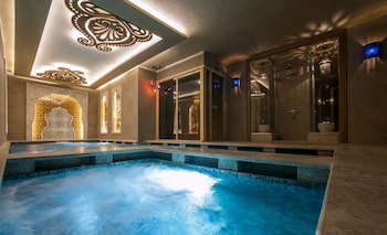 Romance Istanbul Hotel