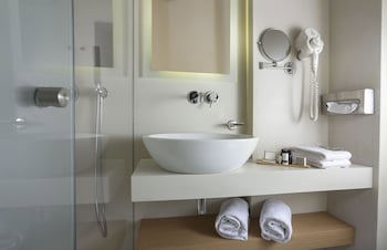 Golden Age Hotel