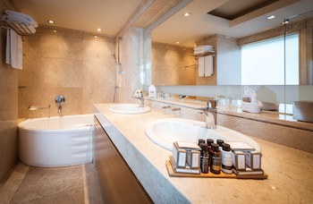 Golden Age Hotel