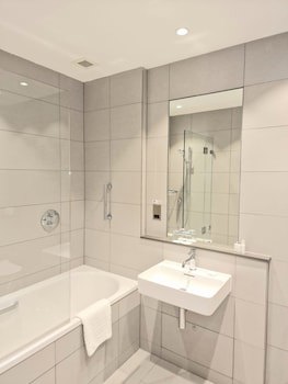 Astor Court Hotel