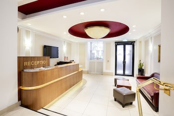 Astor Court Hotel