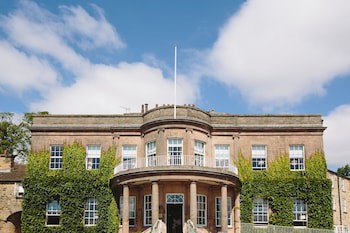 Wood Hall Hotel And Spa