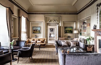 Wood Hall Hotel And Spa