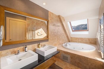 Eurostars Royal Tanau