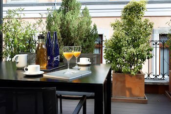 Eurostars Casa De La Lirica