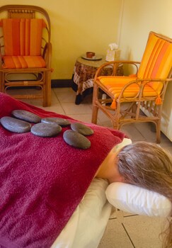 Kariwak Village Holistic Haven And Hotel