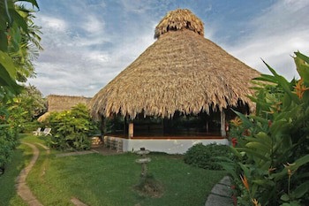 Kariwak Village Holistic Haven And Hotel