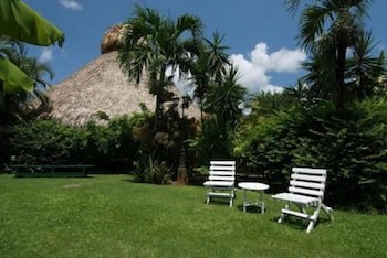 Kariwak Village Holistic Haven And Hotel