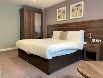 Best Western Ship Hotel