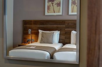 Best Western Ship Hotel