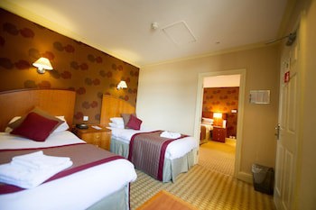 Crown And Mitre Hotel