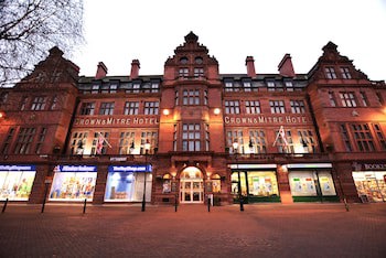 Crown And Mitre Hotel