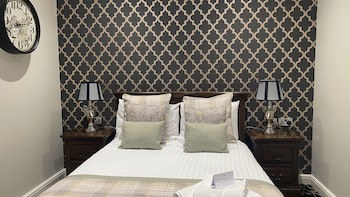 Stone House Hotel