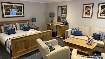Stone House Hotel