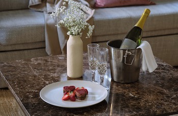 Alden Suite Hotel Splugenschloss Zurich.