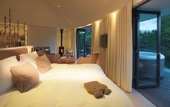 Chewton Glen Hotel & Spa - An Iconic Luxury Hotel