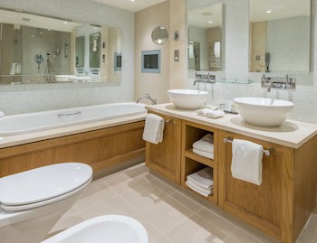 Chewton Glen Hotel & Spa - An Iconic Luxury Hotel