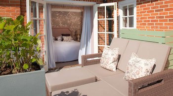 Chewton Glen Hotel & Spa - An Iconic Luxury Hotel