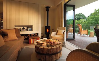 Chewton Glen Hotel & Spa - An Iconic Luxury Hotel