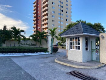 Beach Side Condos At Turtle Beach Towers